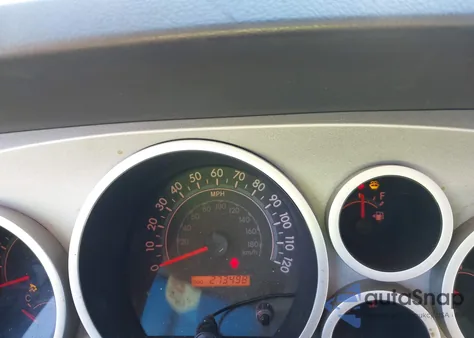 2008 Toyota Tundra Sr5 5.7L V8 z USA, uszkodzony, nr VIN 5TFDV541X8X044951